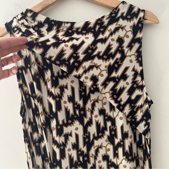 Etro Milano Sheath Dress Abstract Ruched Slinky Draped Neckline Italy Size 10 - Picture 4 of 9